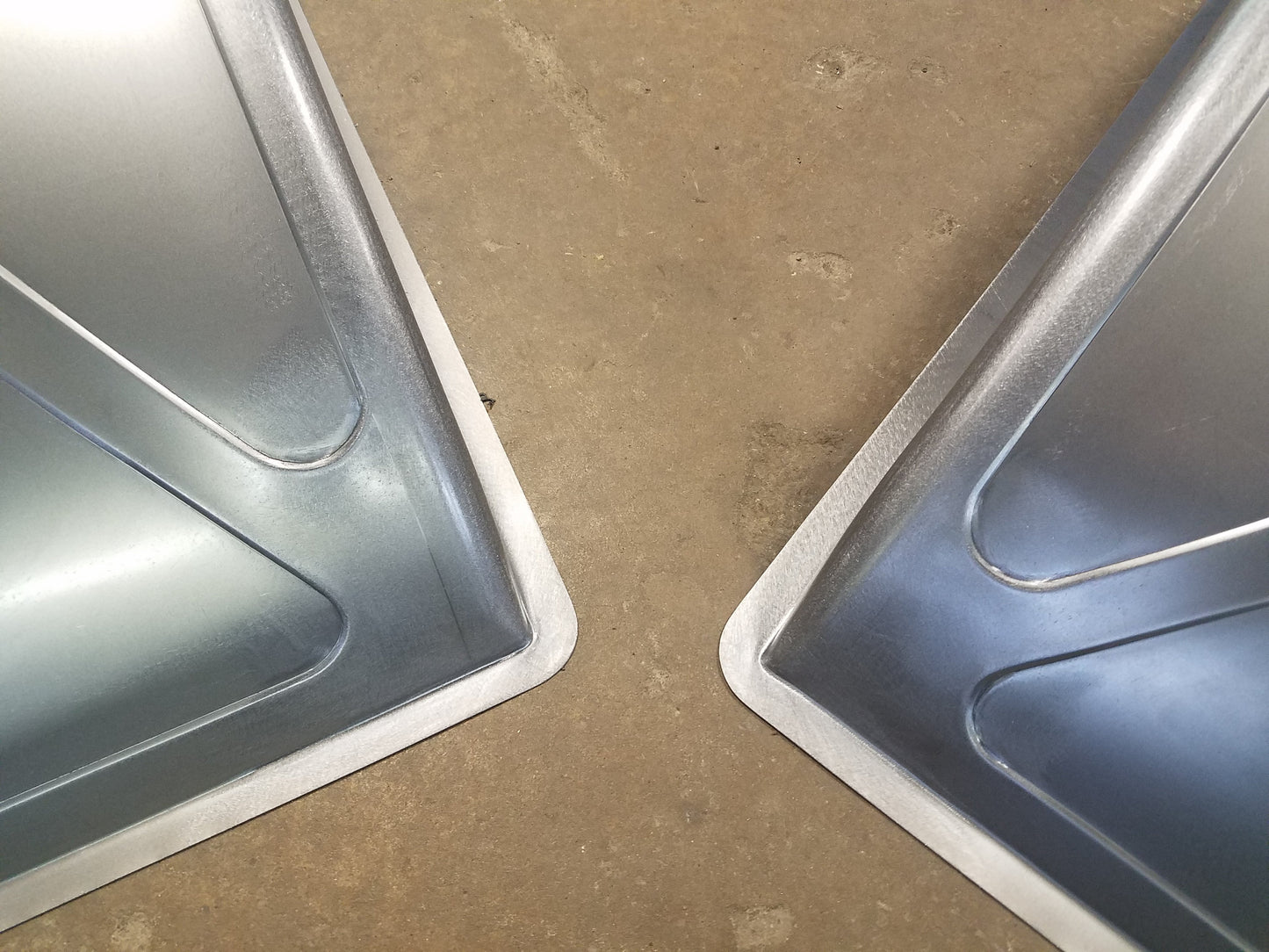 Raised bed floor tubs