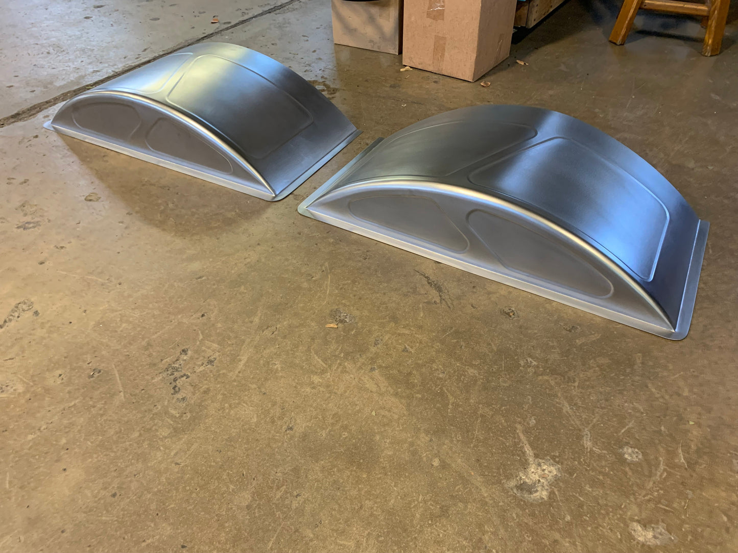 Raised bed floor tubs