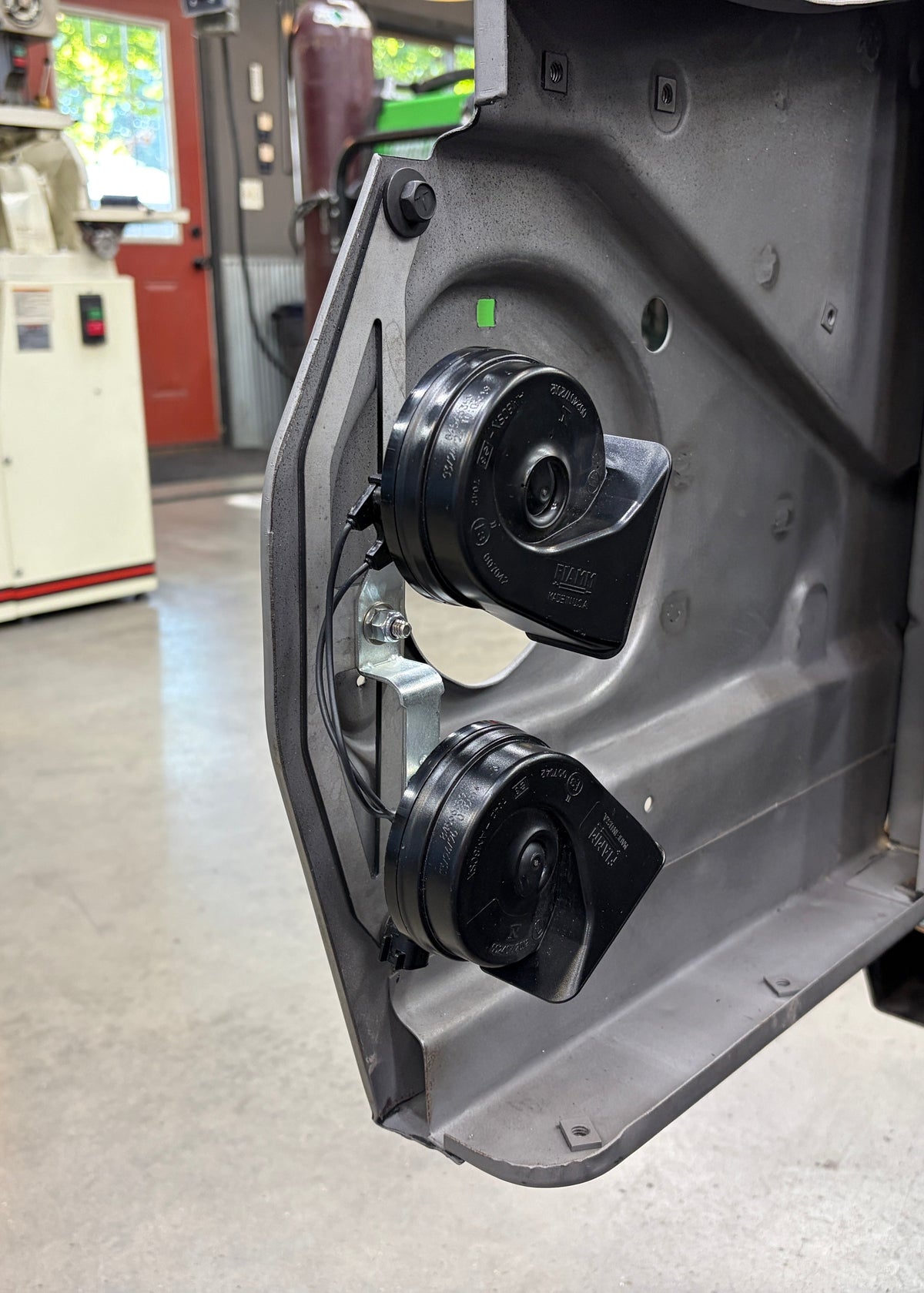 1967-72 C10 Horn kit - Image 2