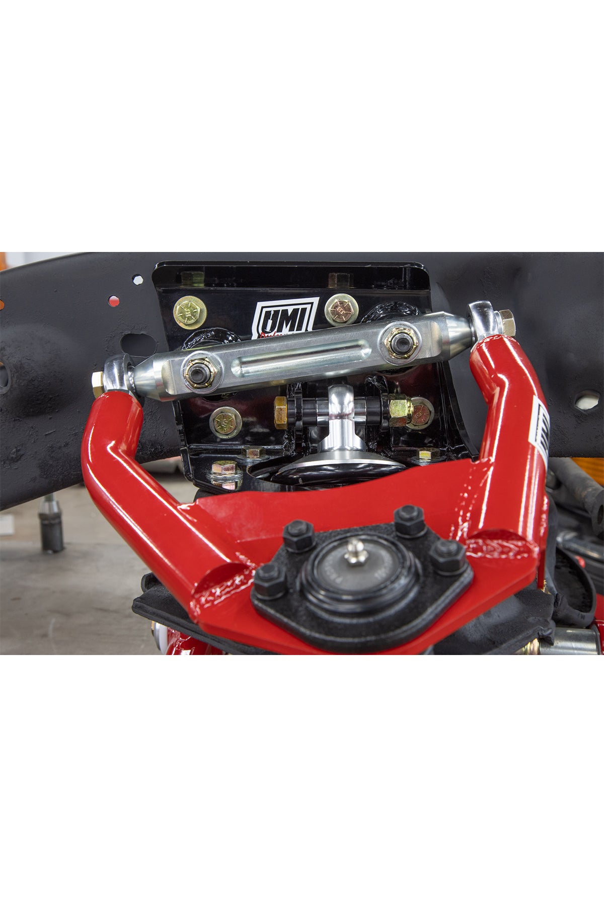 UMI 1963-1987 GM C10 Front Coil Over Mounts