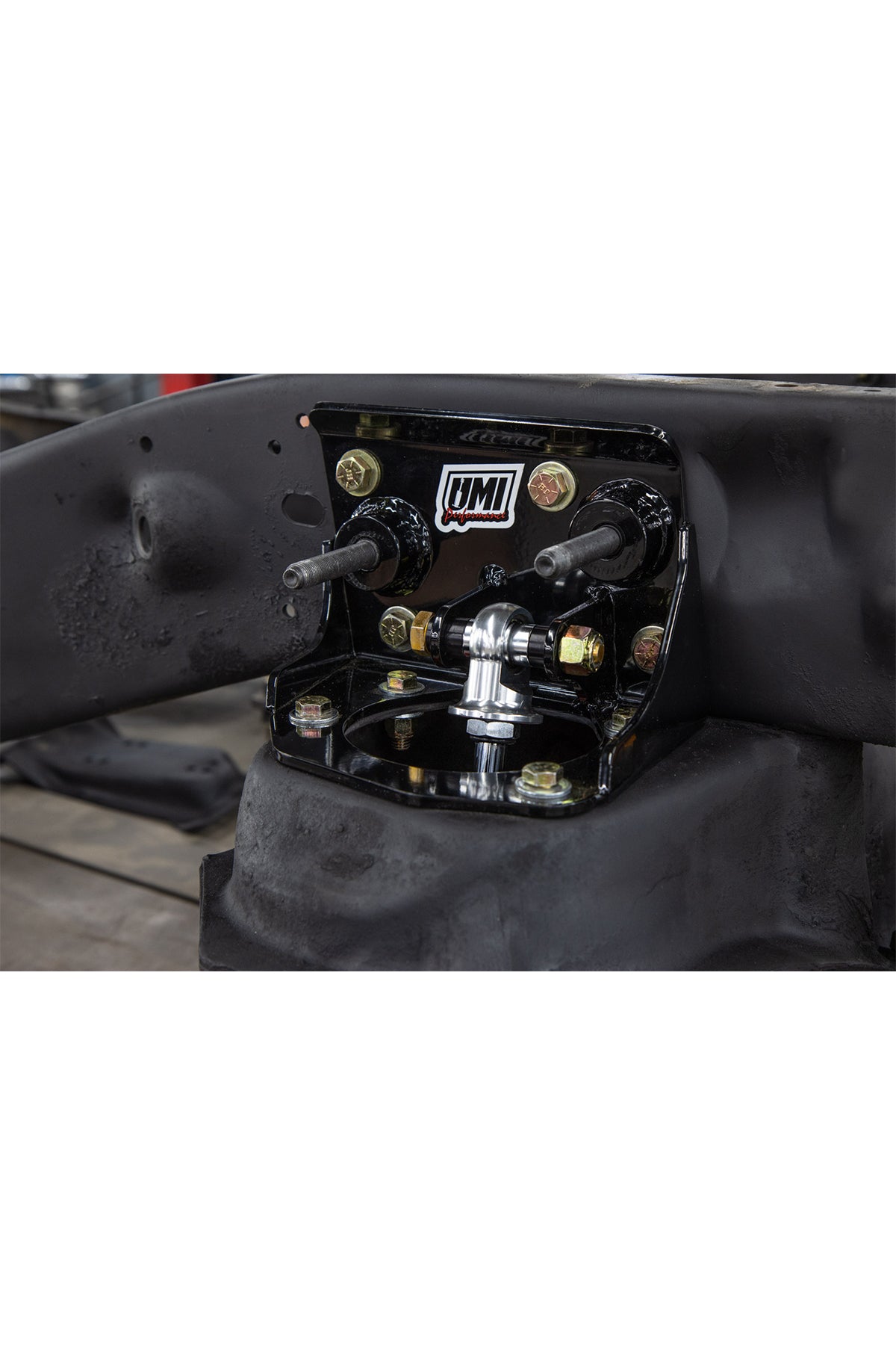 UMI 1963-1987 GM C10 Front Coil Over Mounts