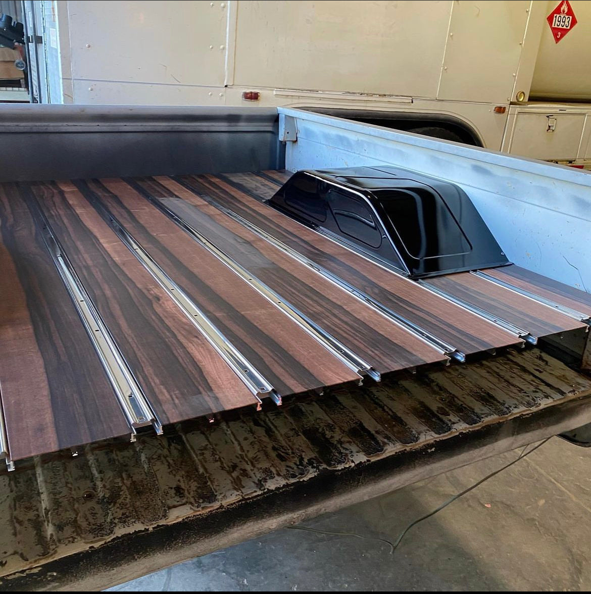 Raised bed floor tubs