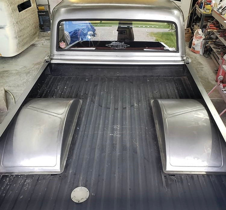 Raised bed floor tubs