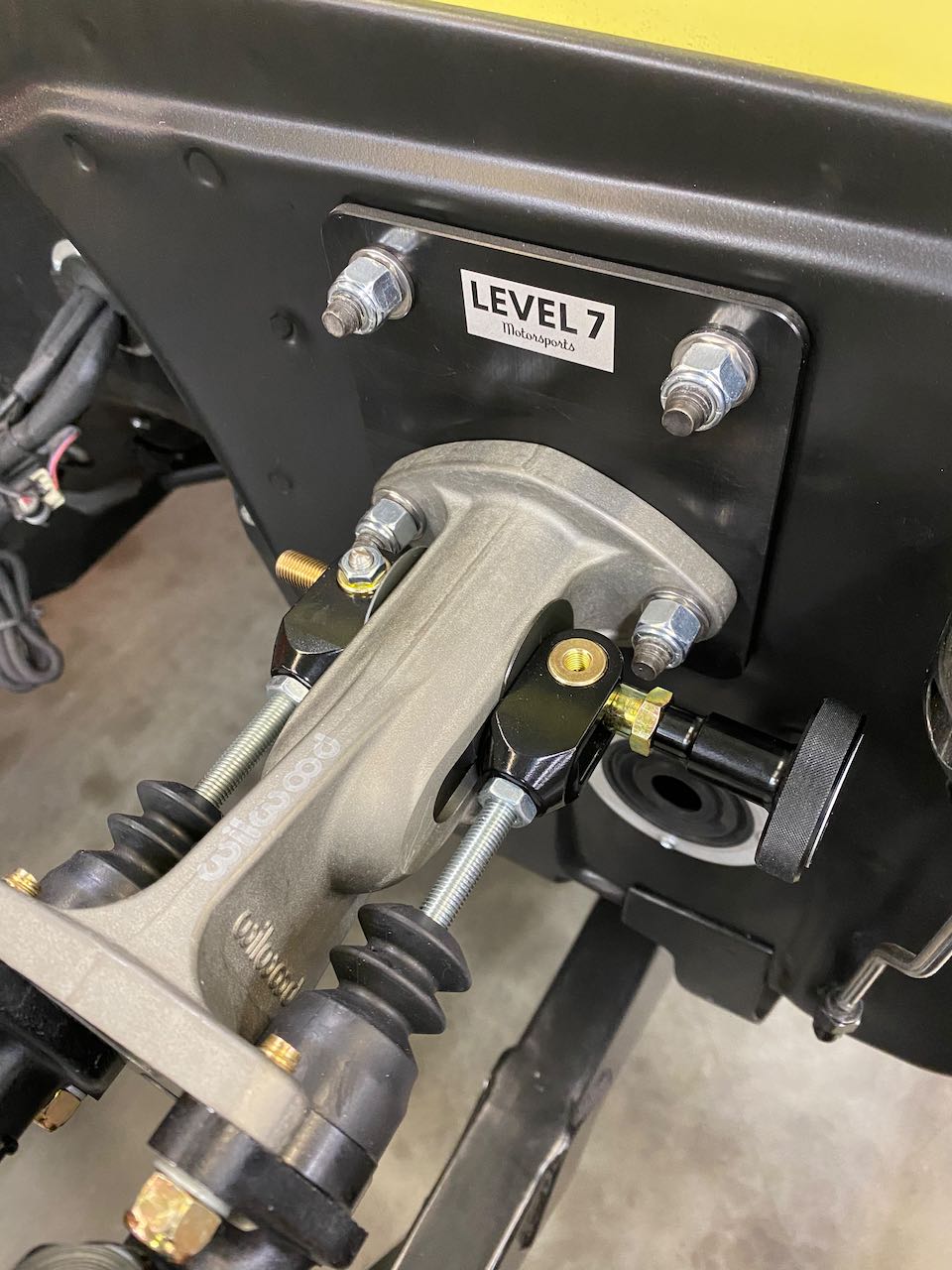 Tandem Mount Balance Bar Assembly w/  C10 Pushrod